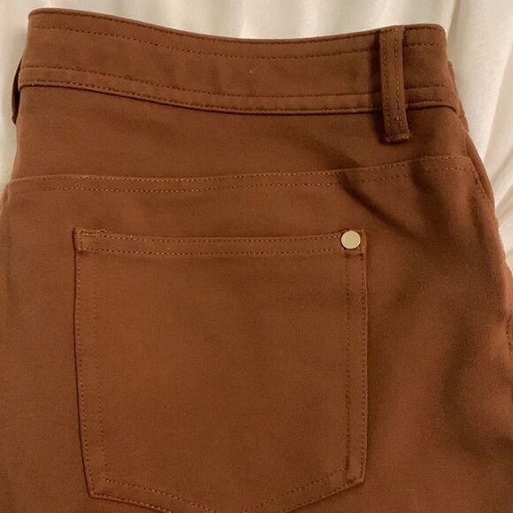 Chico’s “So Slimming” Refined Ponte Ankle Pant | Brown - Picture 4 of 16